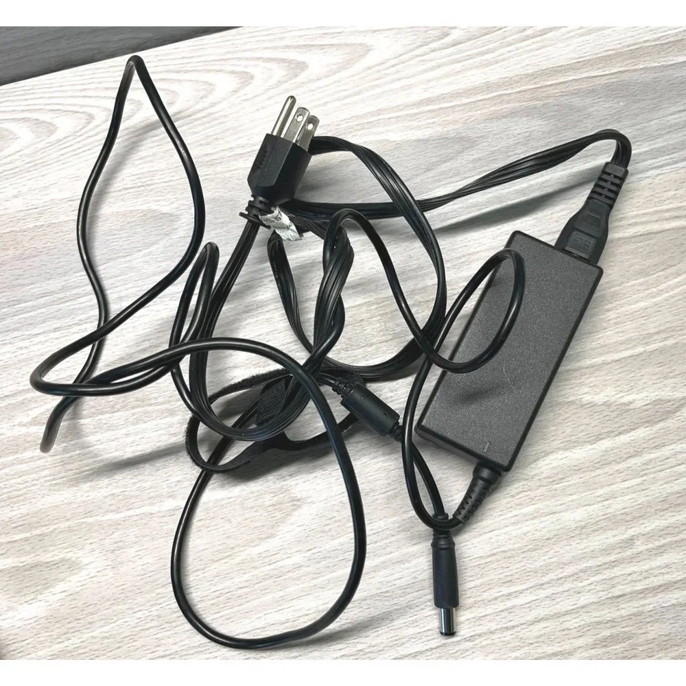 Genuine Dell Laptop Charger AC Adapter Power Supply LA65NS52-01 PA-12 19.5V 65W